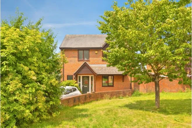 3 bed house for sale, Astill Lodge Road, Leicester, LE4