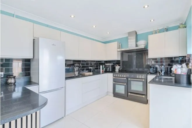 Astill Lodge Road, Leicester, LE4, photo 7