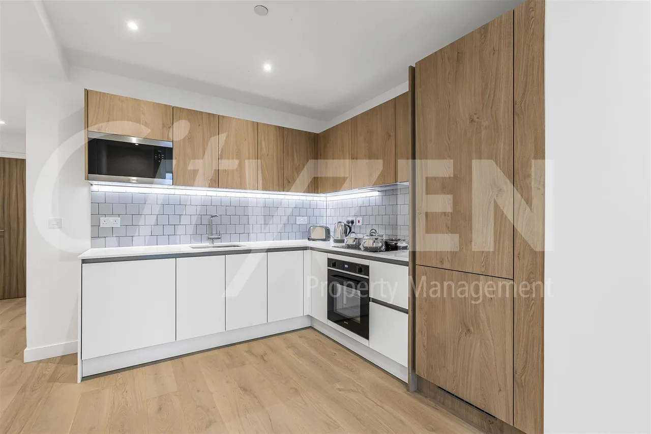 Clarendon Road, Watford, WD17, photo 2