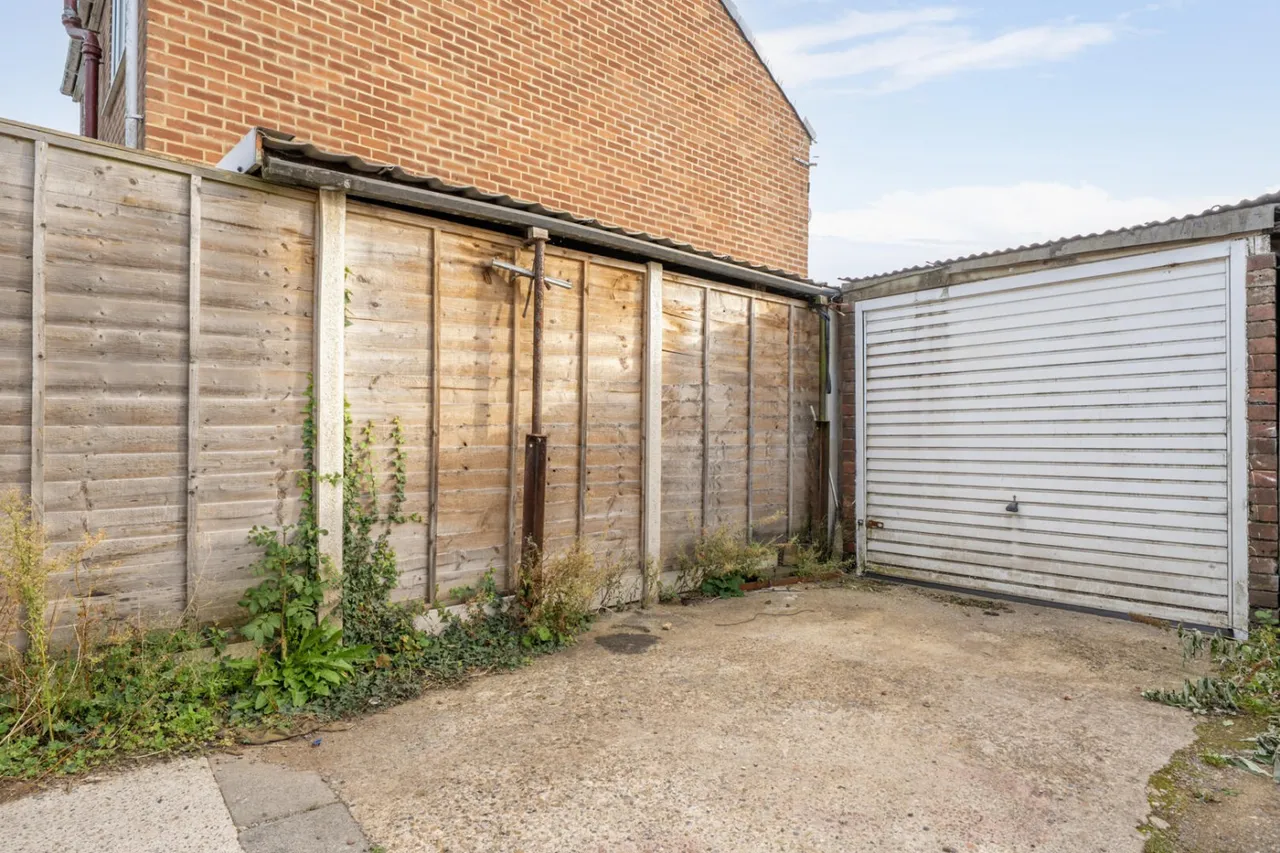Park Road, Boston Spa, LS23, photo 22