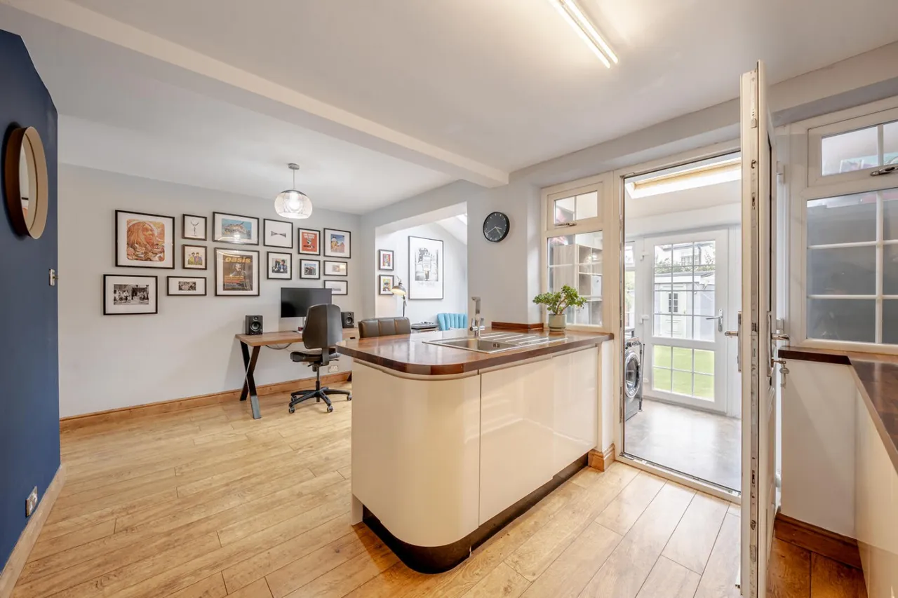 Park Road, Boston Spa, LS23, photo 4