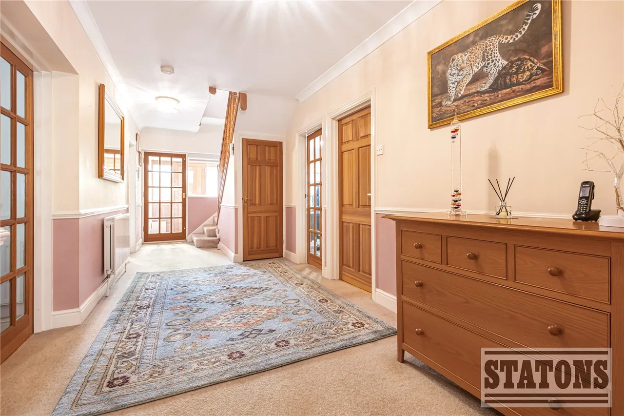 Williams Way, Radlett, Hertfordshire, WD7 7EZ, photo 5
