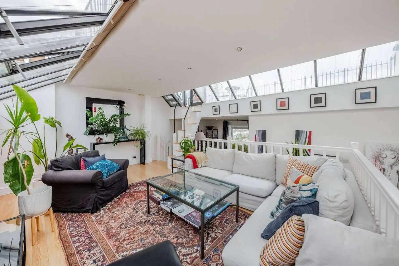 Lexham Gardens, London, W8, photo 2