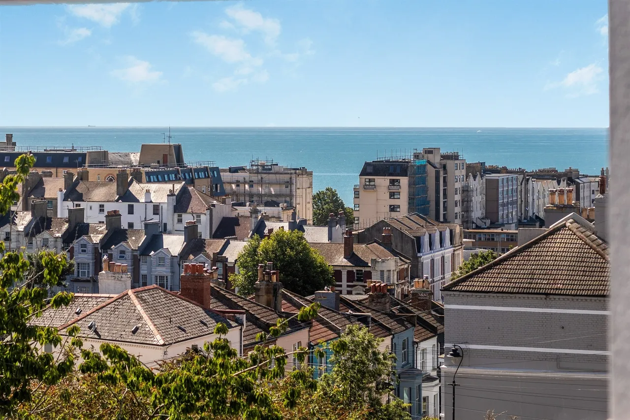 London Road, St. Leonards-On-Sea, TN37, photo 2