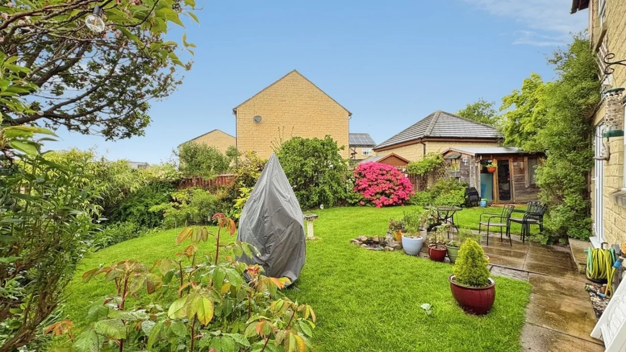 East Morton, Keighley, West Yorkshire, photo 4