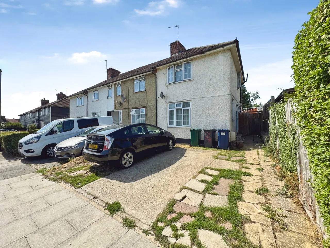 3 bed house for sale, Trevor Road, Edgware, HA8