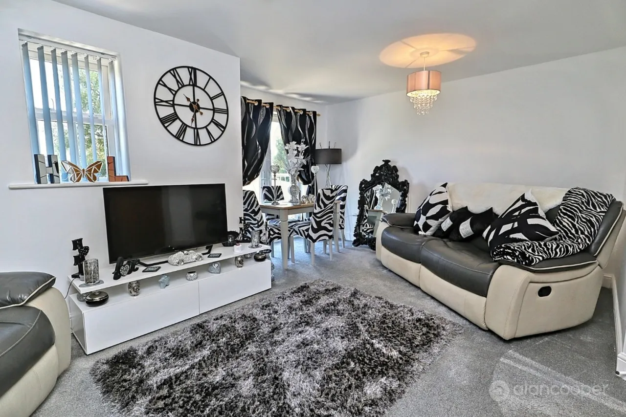Long Meadow Drive, Hinckley, LE10, photo 5