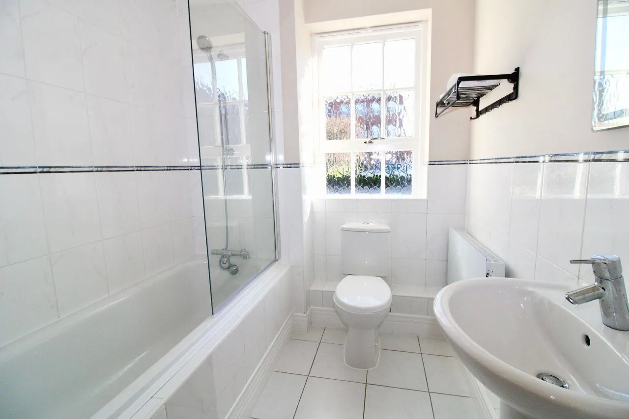 Knowle Avenue, Knowle, Wickham, photo 6