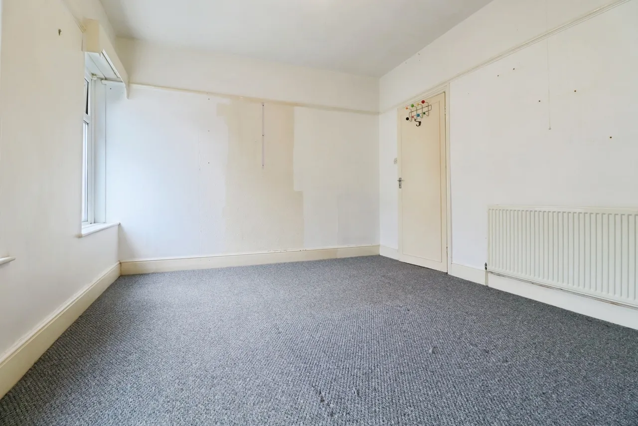 Diana Street, CARDIFF, South Glamorgan, CF24, photo 15