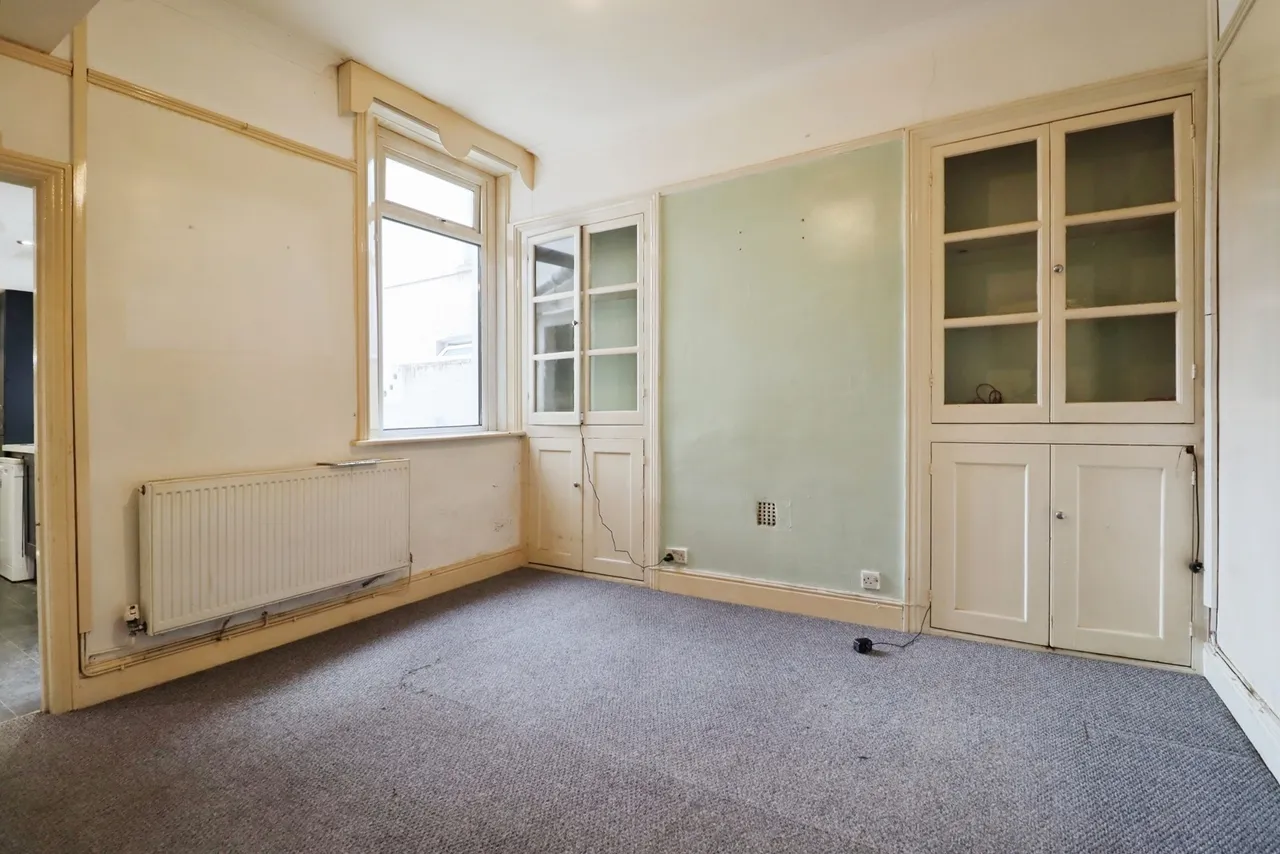 Diana Street, CARDIFF, South Glamorgan, CF24, photo 6
