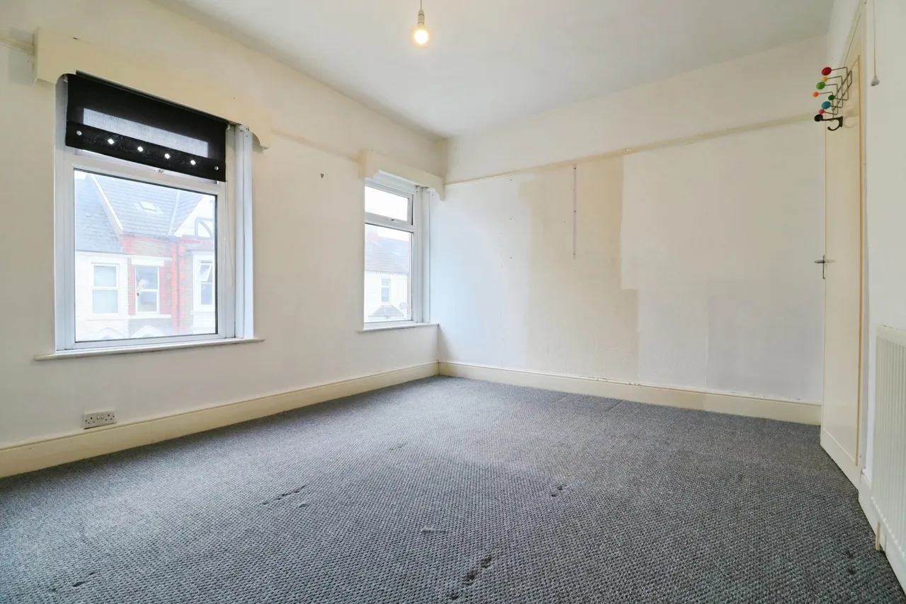 Diana Street, CARDIFF, South Glamorgan, CF24, photo 14