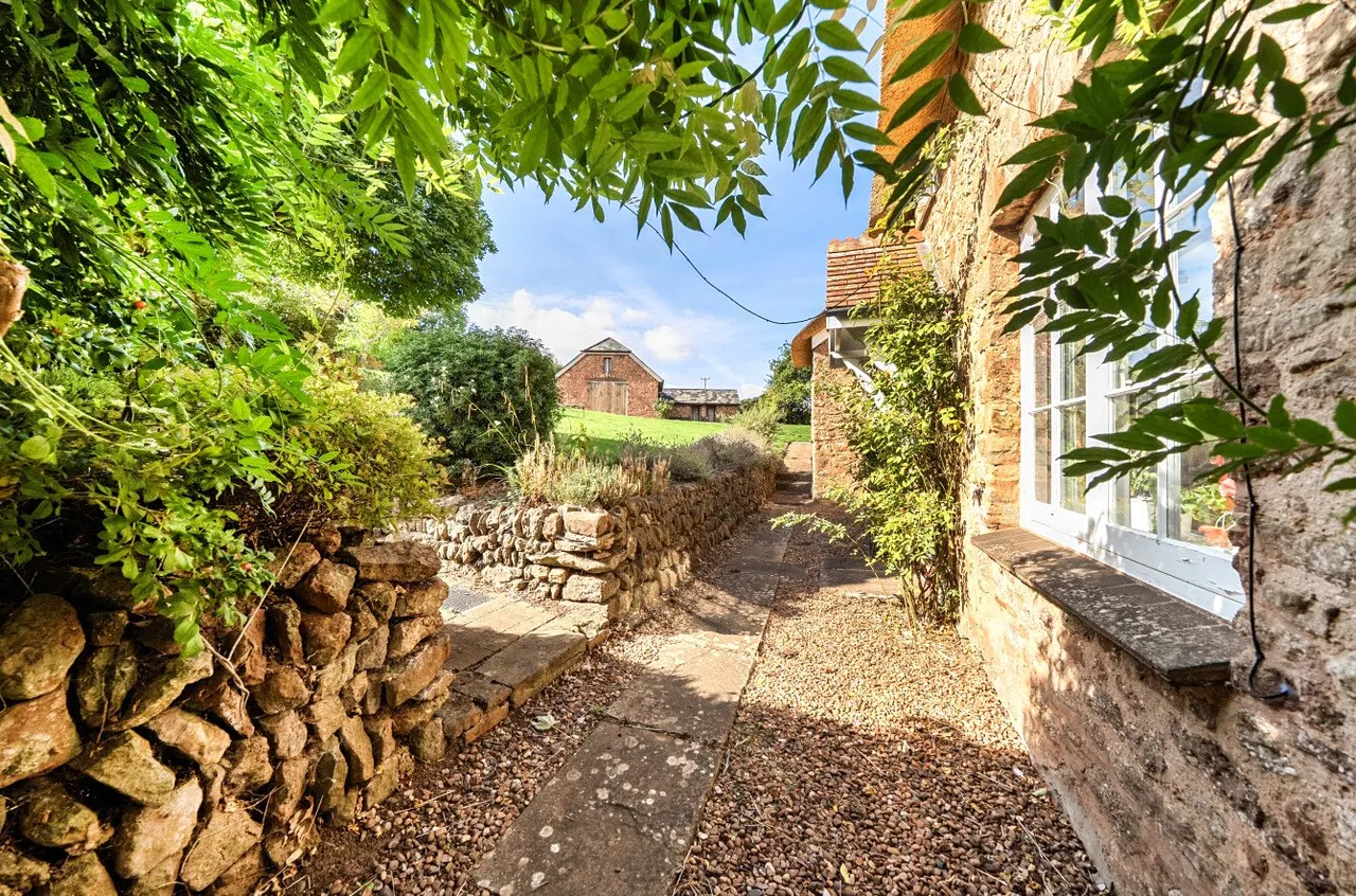 Lower Vellow, Williton, TA4, photo 38