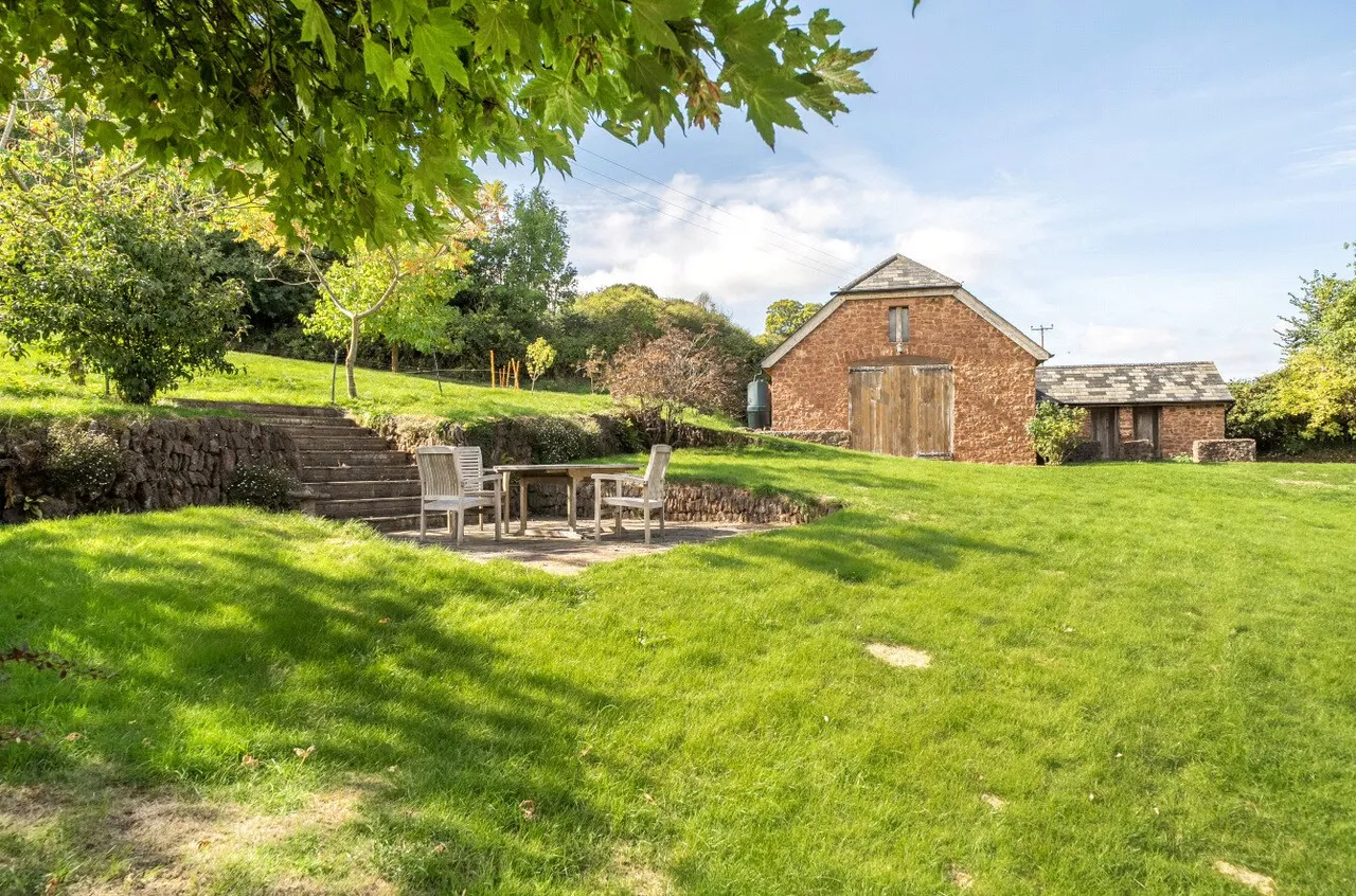 Lower Vellow, Williton, TA4, photo 33