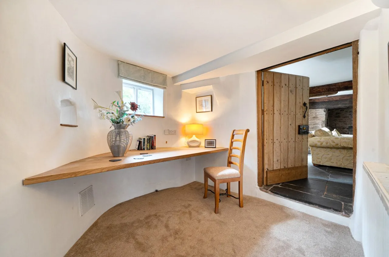 Lower Vellow, Williton, TA4, photo 12