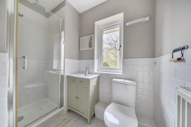 Whiteoaks, Bucklebury Alley, RG18, photo 25
