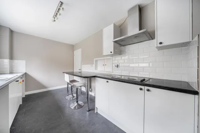 Whiteoaks, Bucklebury Alley, RG18, photo 12