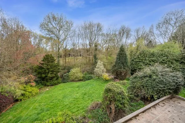 Whiteoaks, Bucklebury Alley, RG18, photo 7