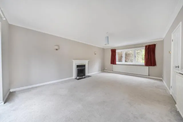 Whiteoaks, Bucklebury Alley, RG18, photo 14
