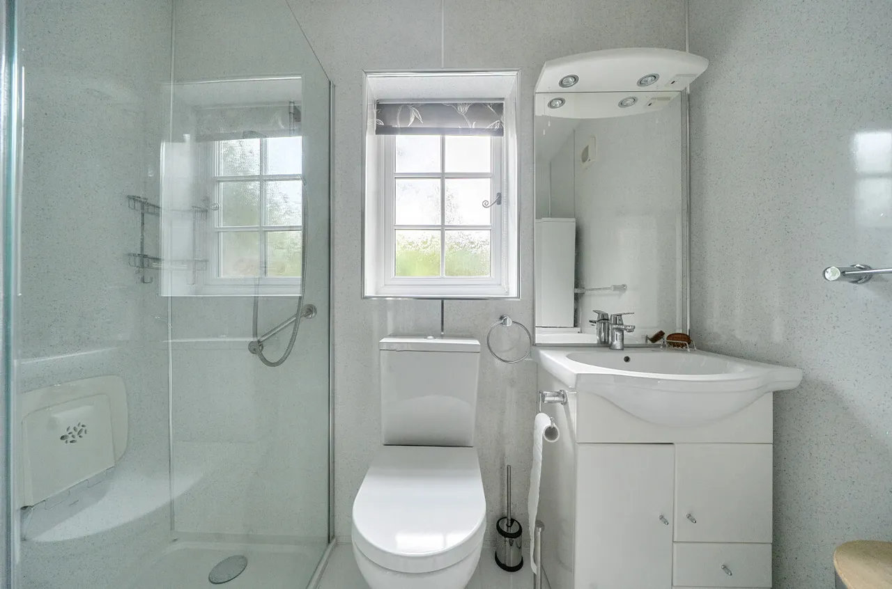 Bassett Green Road, Bassett, SO16, photo 6