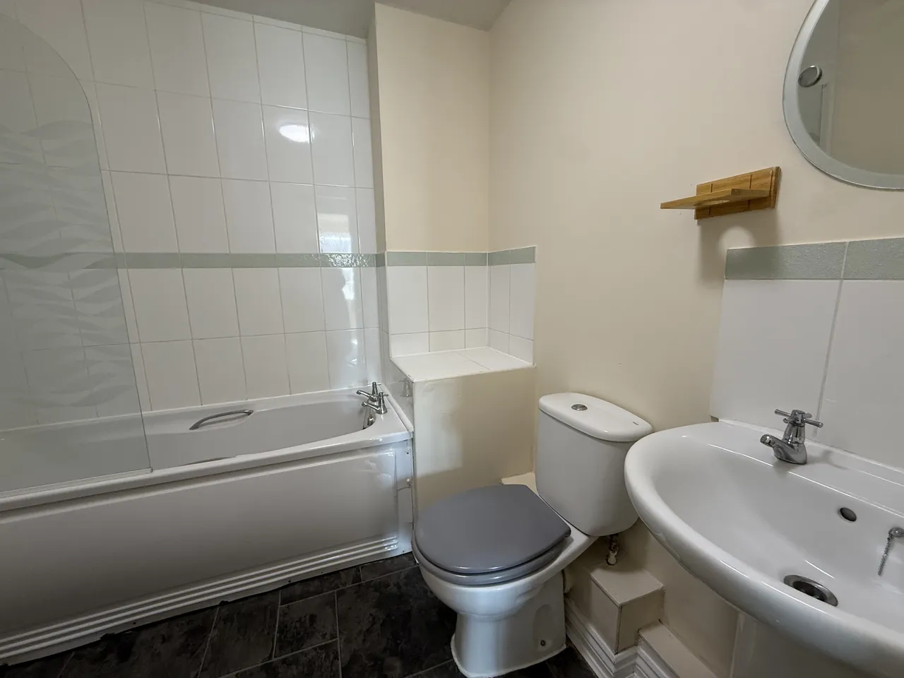 Boatman Close, Oakhurst, SN25, photo 5