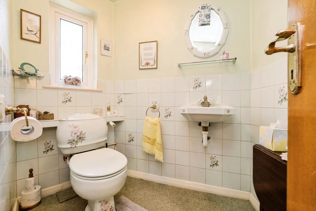 Nursery Close, Woodford Green, IG8, photo 16