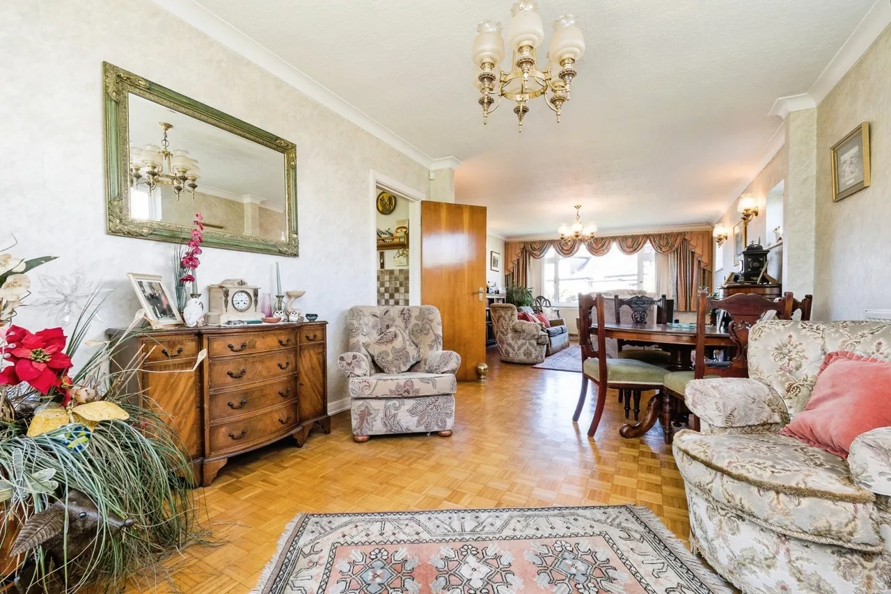 Nursery Close, Woodford Green, IG8, photo 2