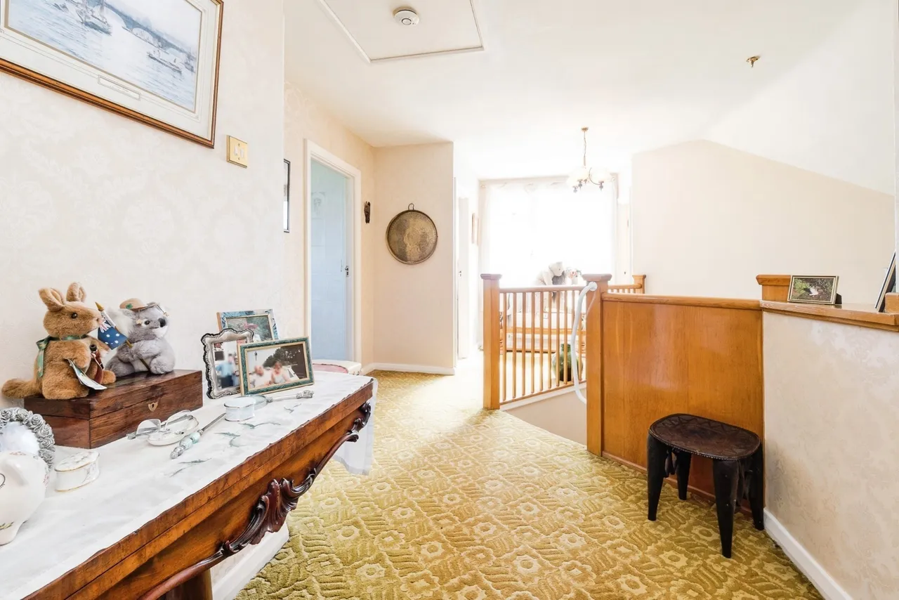 Nursery Close, Woodford Green, IG8, photo 14
