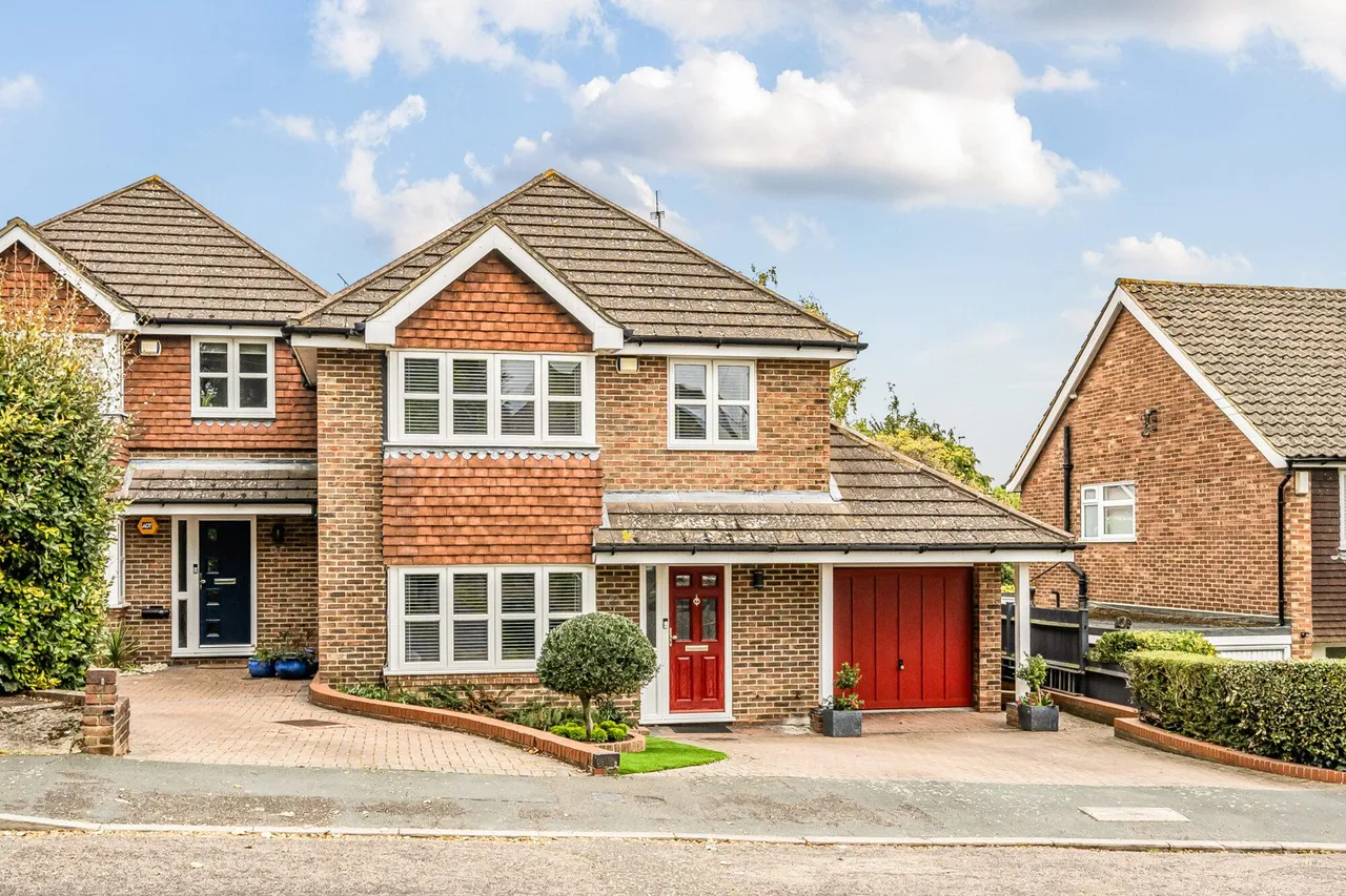 4 bed house for sale — Maude Road, BR8