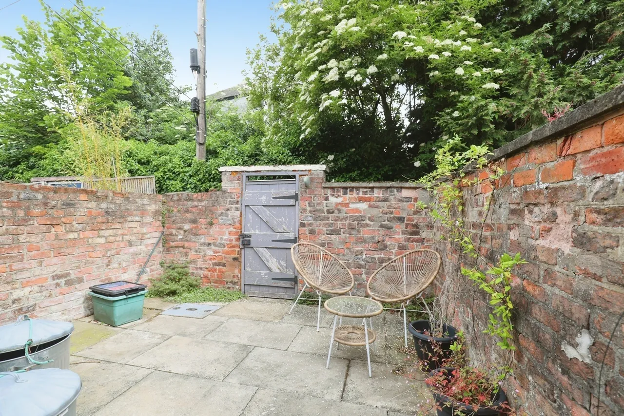 Walpole Street, York, North Yorkshire, YO31, photo 8