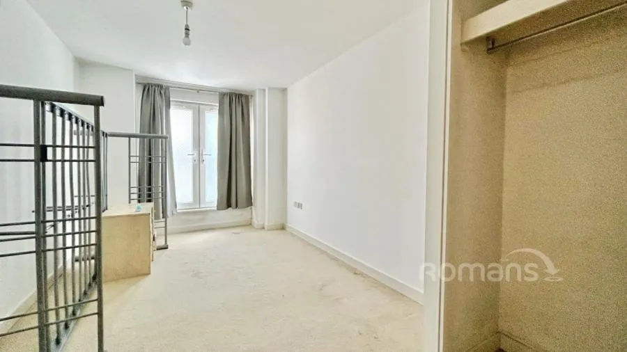 Winterthur Way, Basingstoke, RG21, photo 7