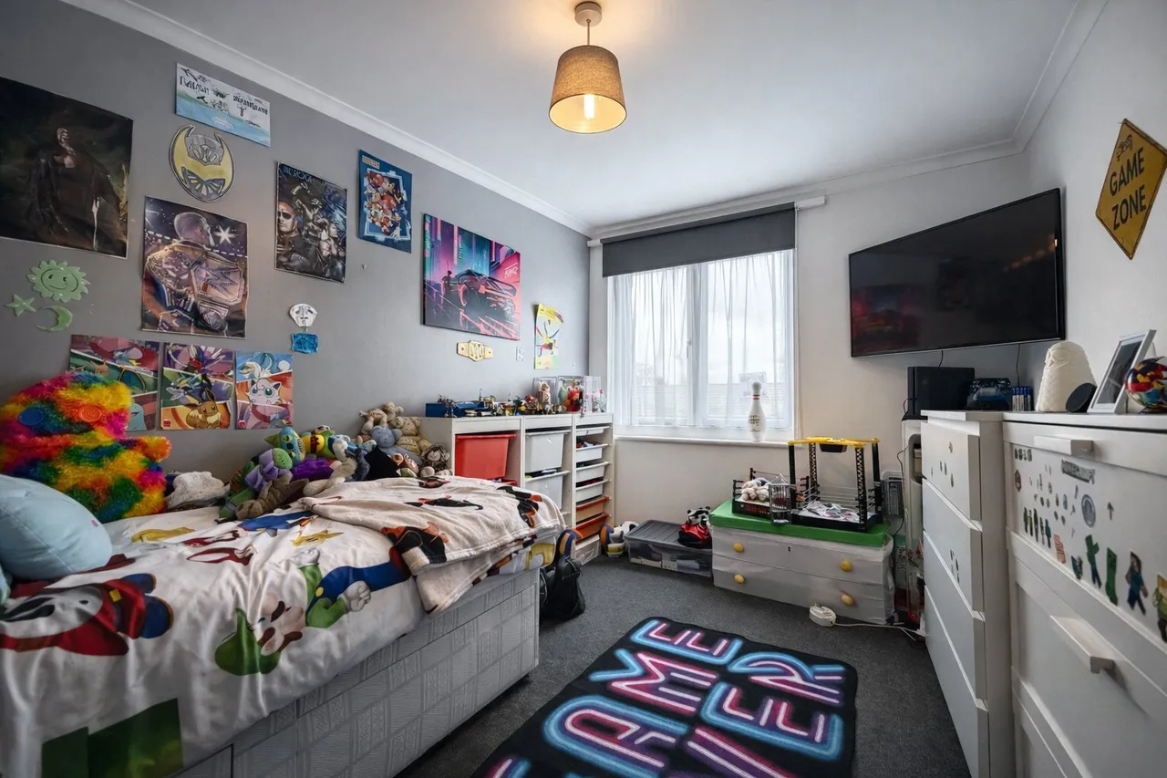 Hollybrook Park, Kingswood, Bristol, BS15, photo 3