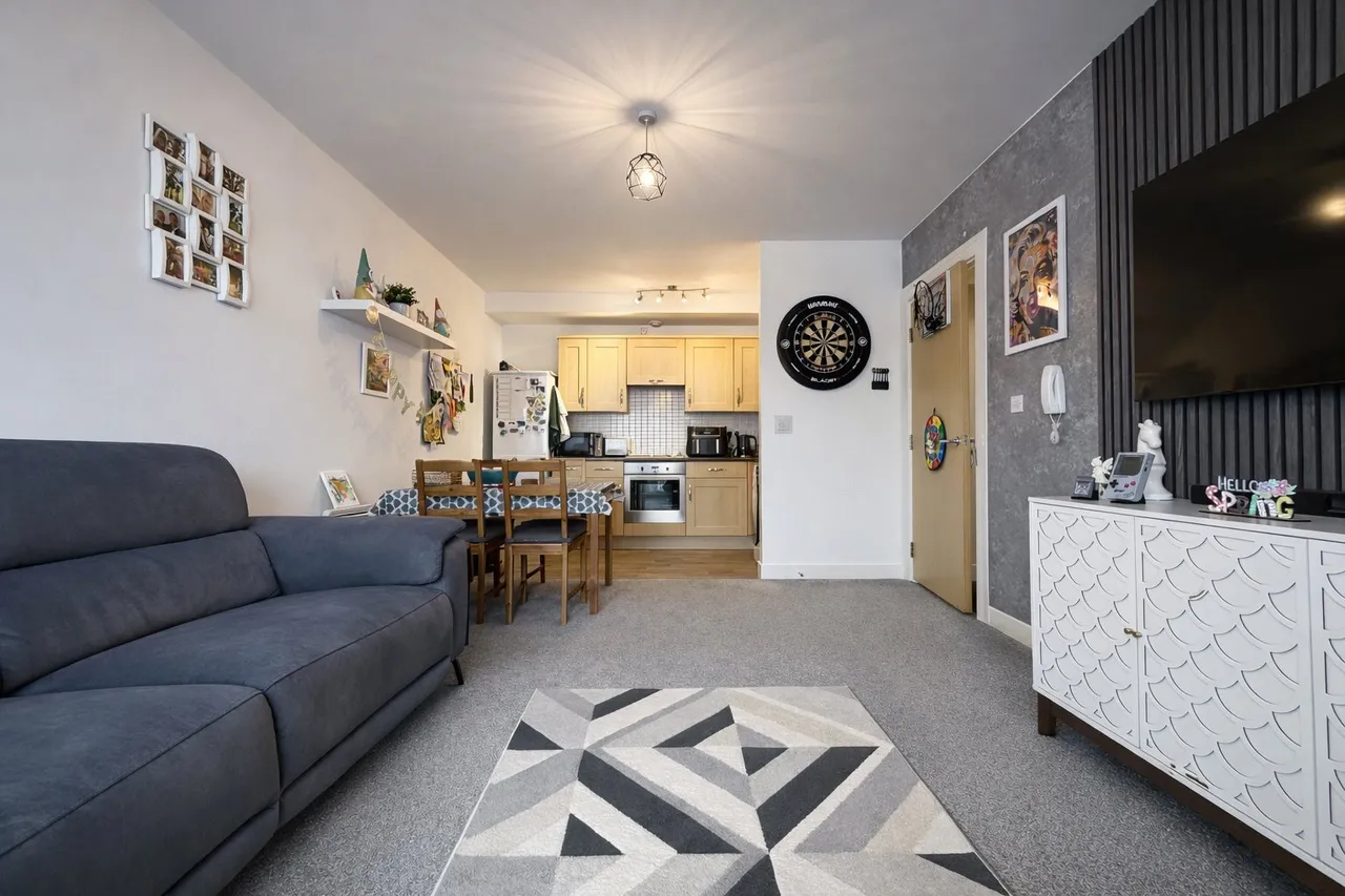 2 bed flat for sale — Hollybrook Park, Kingswood, Bristol, BS15