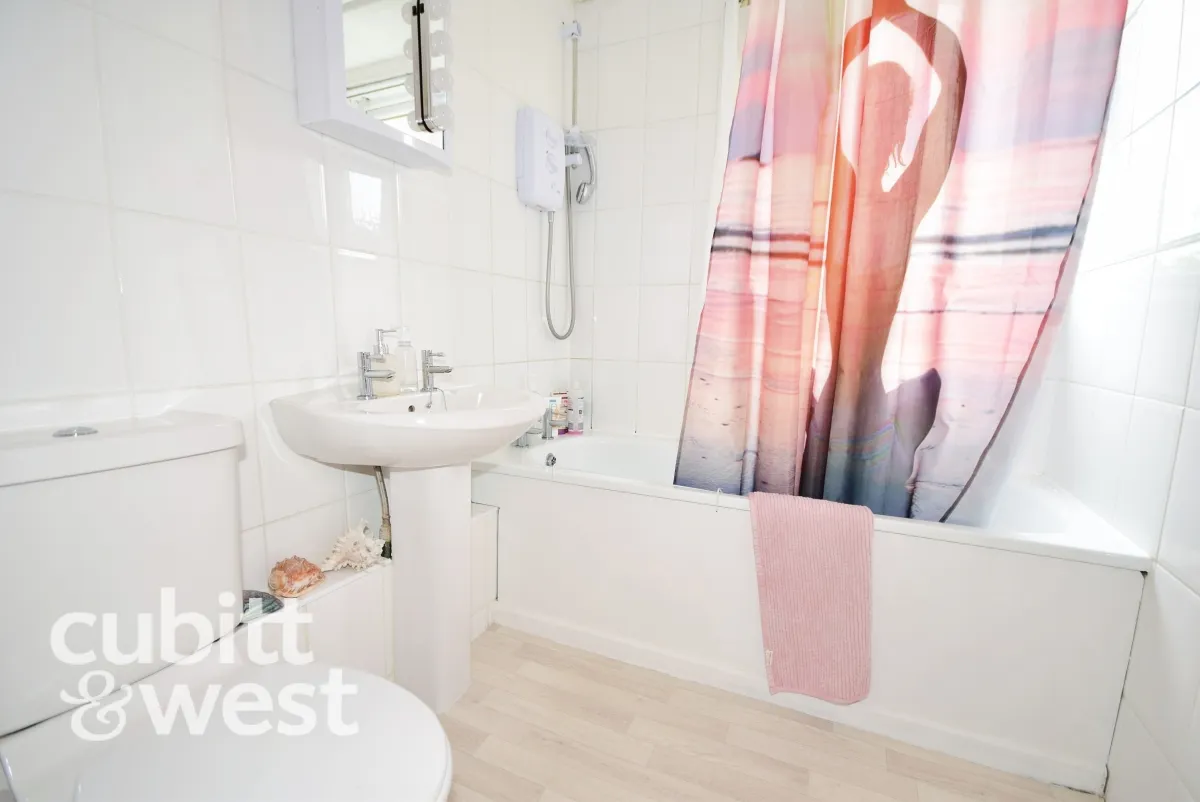 Wendover Road, Havant, PO9, photo 6