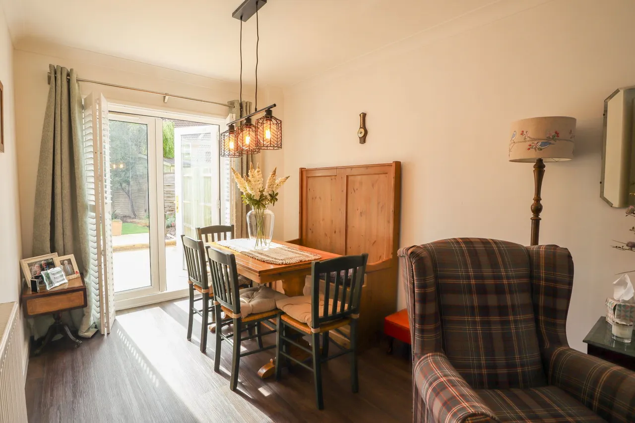 Barbel Close, Calne, photo 5