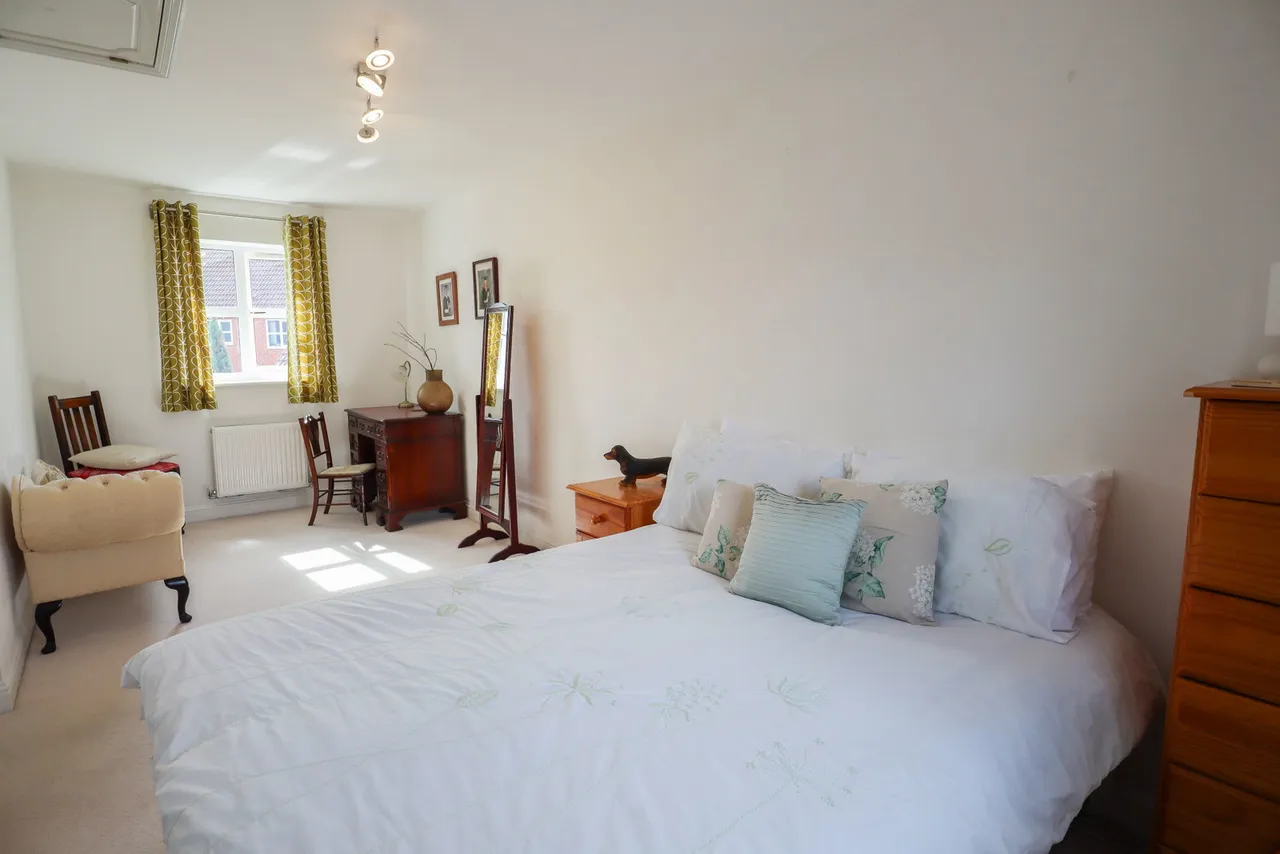 Barbel Close, Calne, photo 9