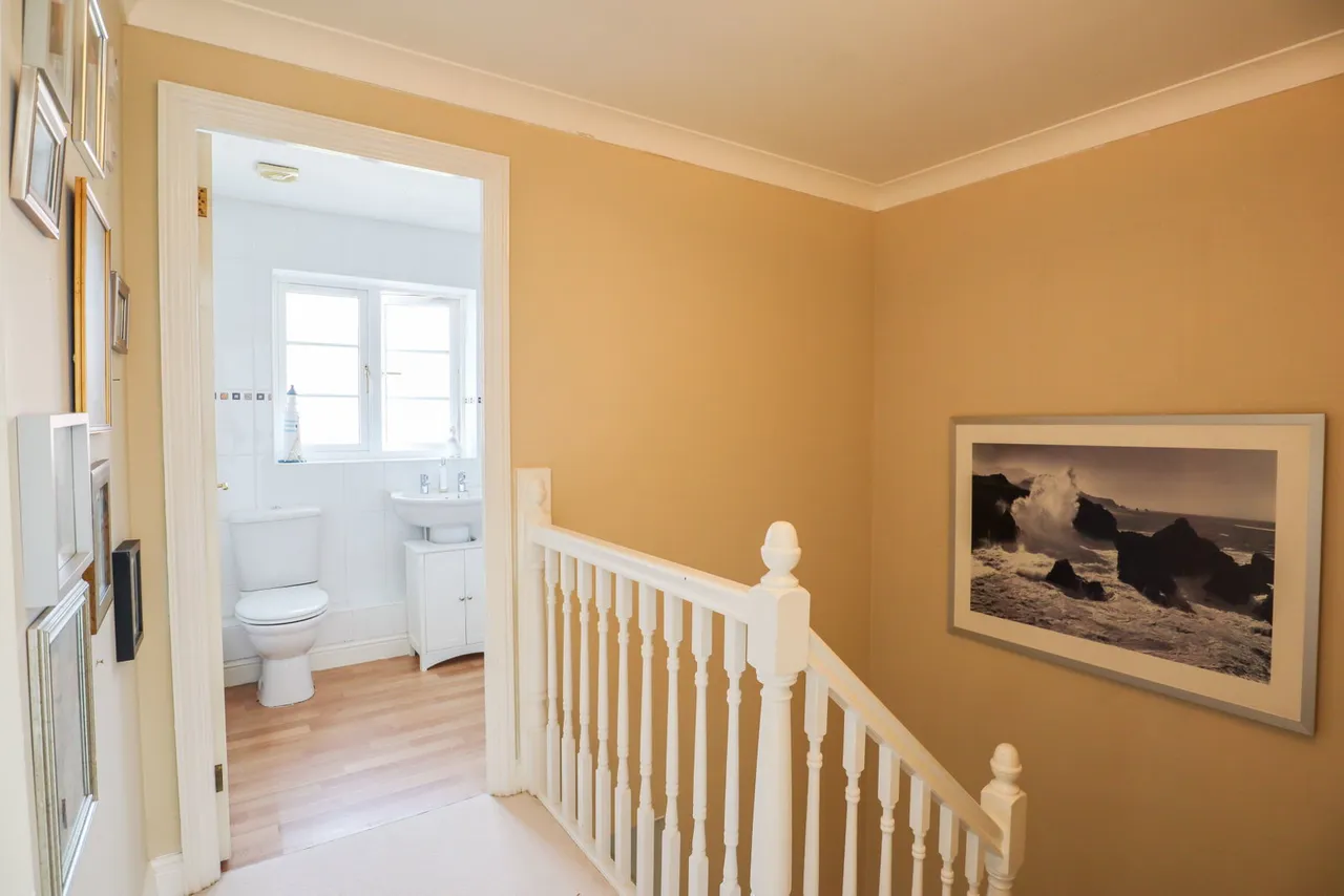Barbel Close, Calne, photo 13