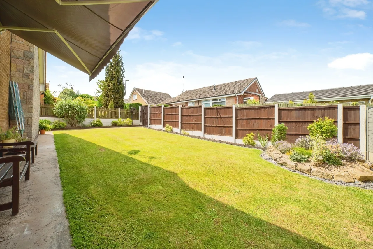 Springwood View Close, Sutton-in-Ashfield, NG17, photo 21