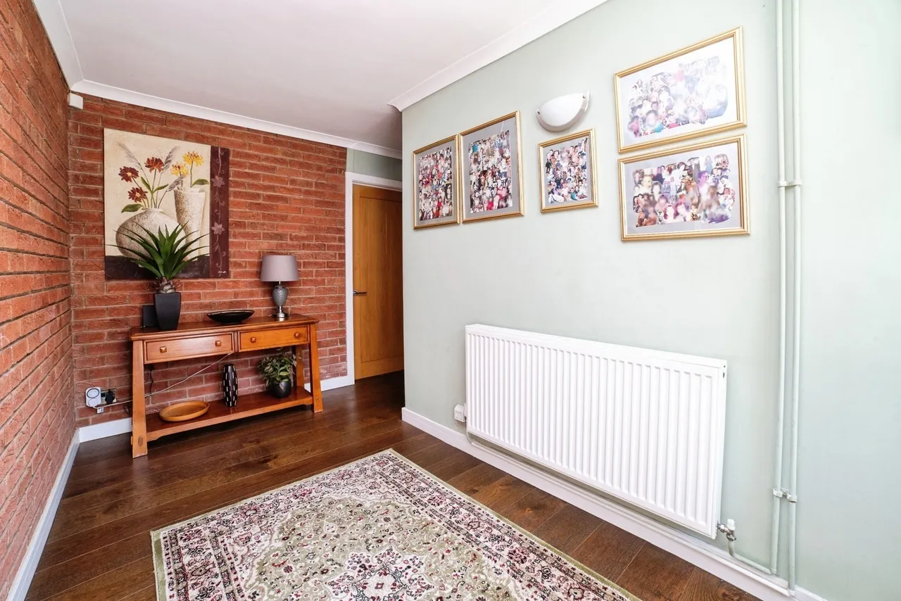 Springwood View Close, Sutton-in-Ashfield, NG17, photo 9