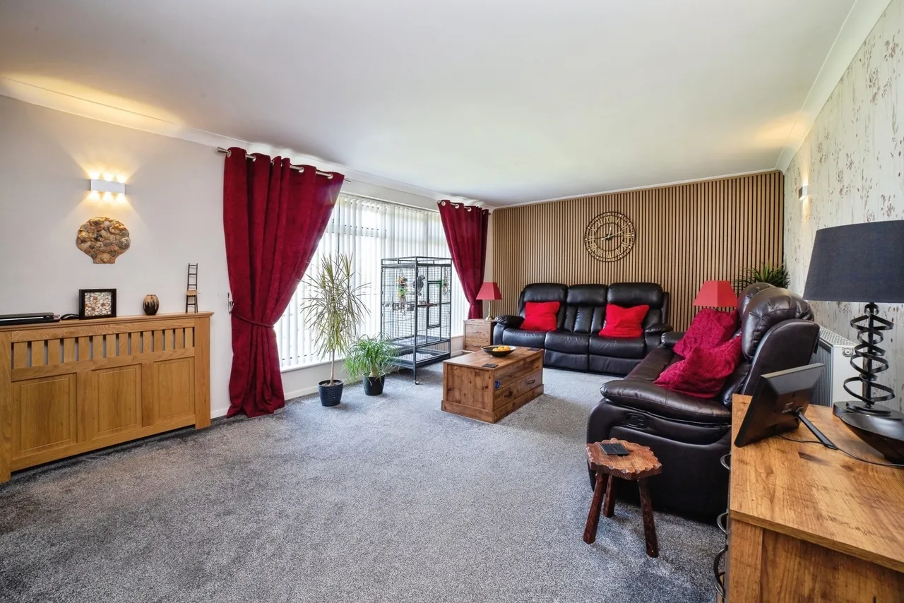 Springwood View Close, Sutton-in-Ashfield, NG17, photo 12