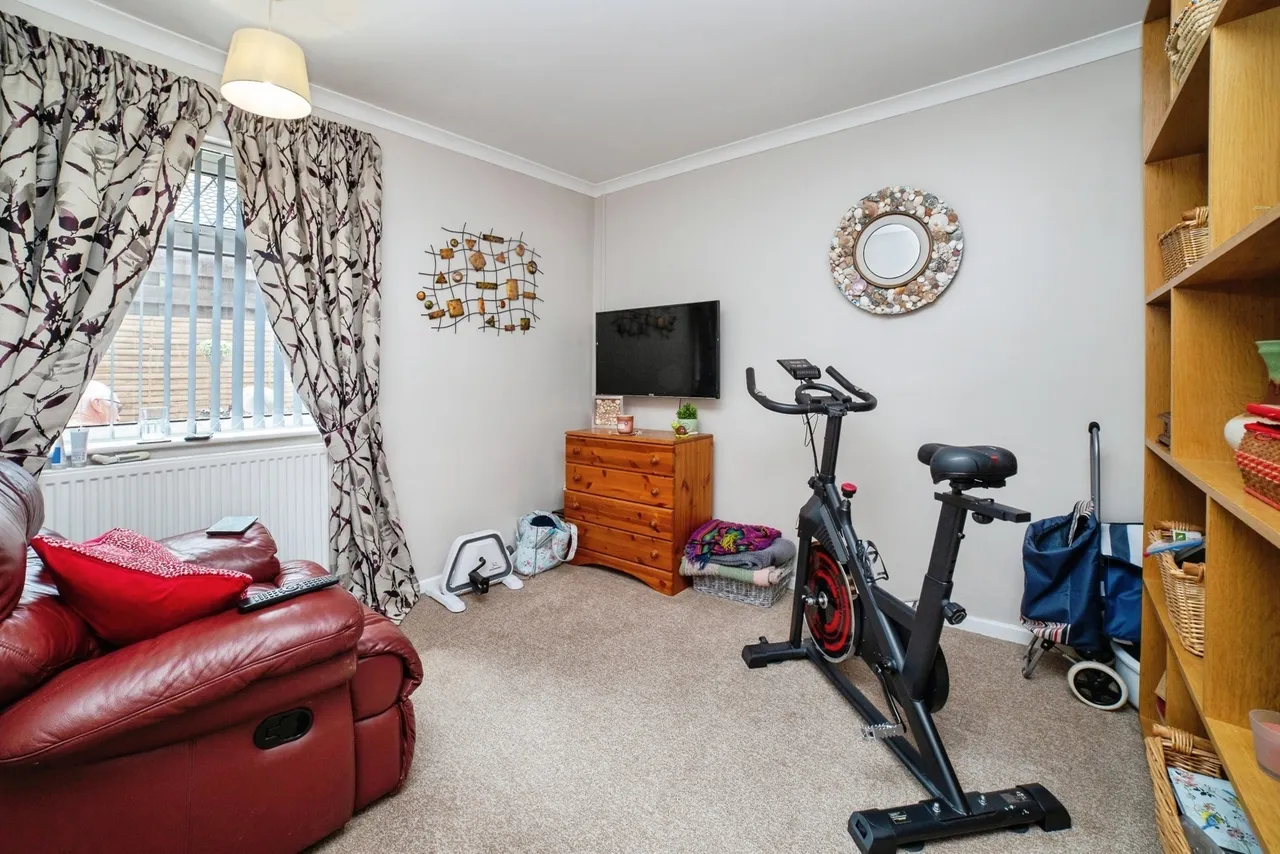 Springwood View Close, Sutton-in-Ashfield, NG17, photo 18