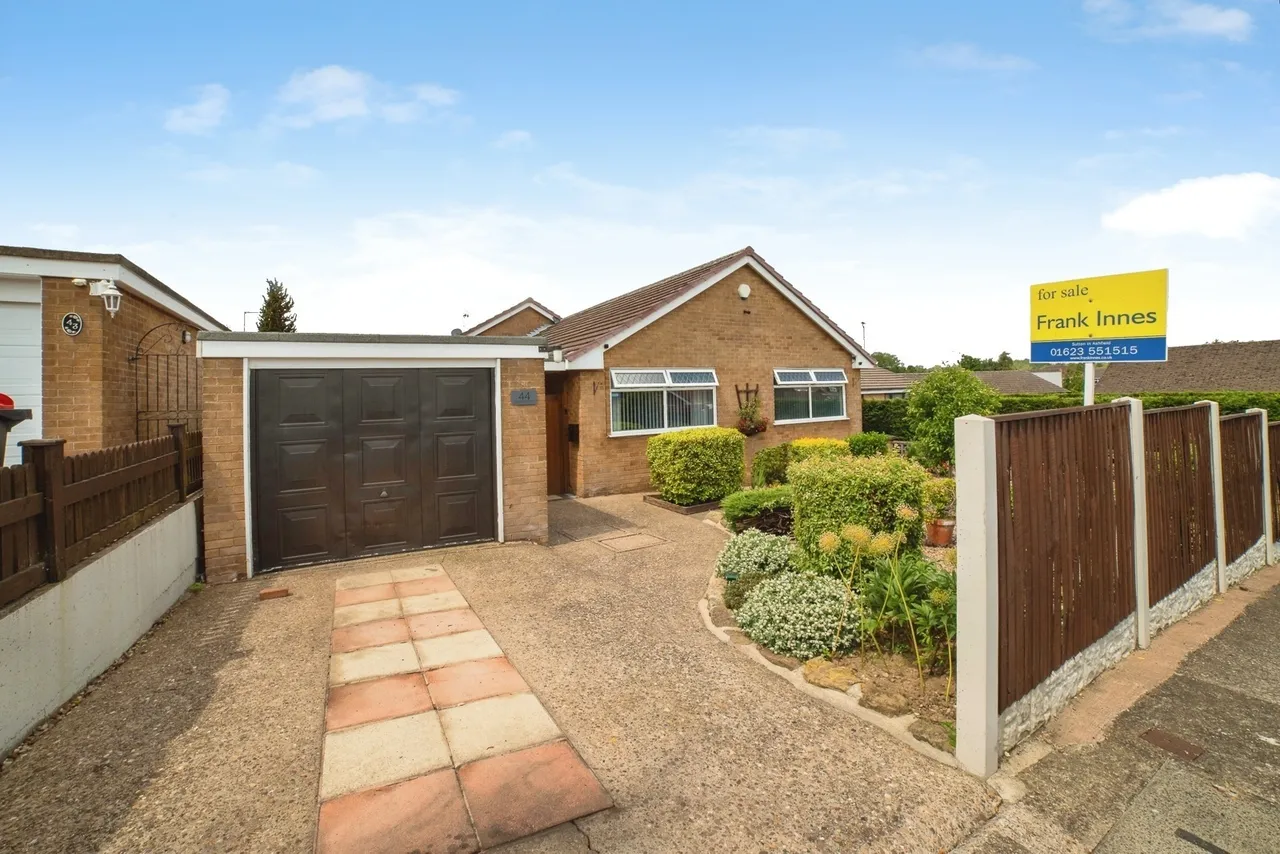 Springwood View Close, Sutton-in-Ashfield, NG17, photo 3
