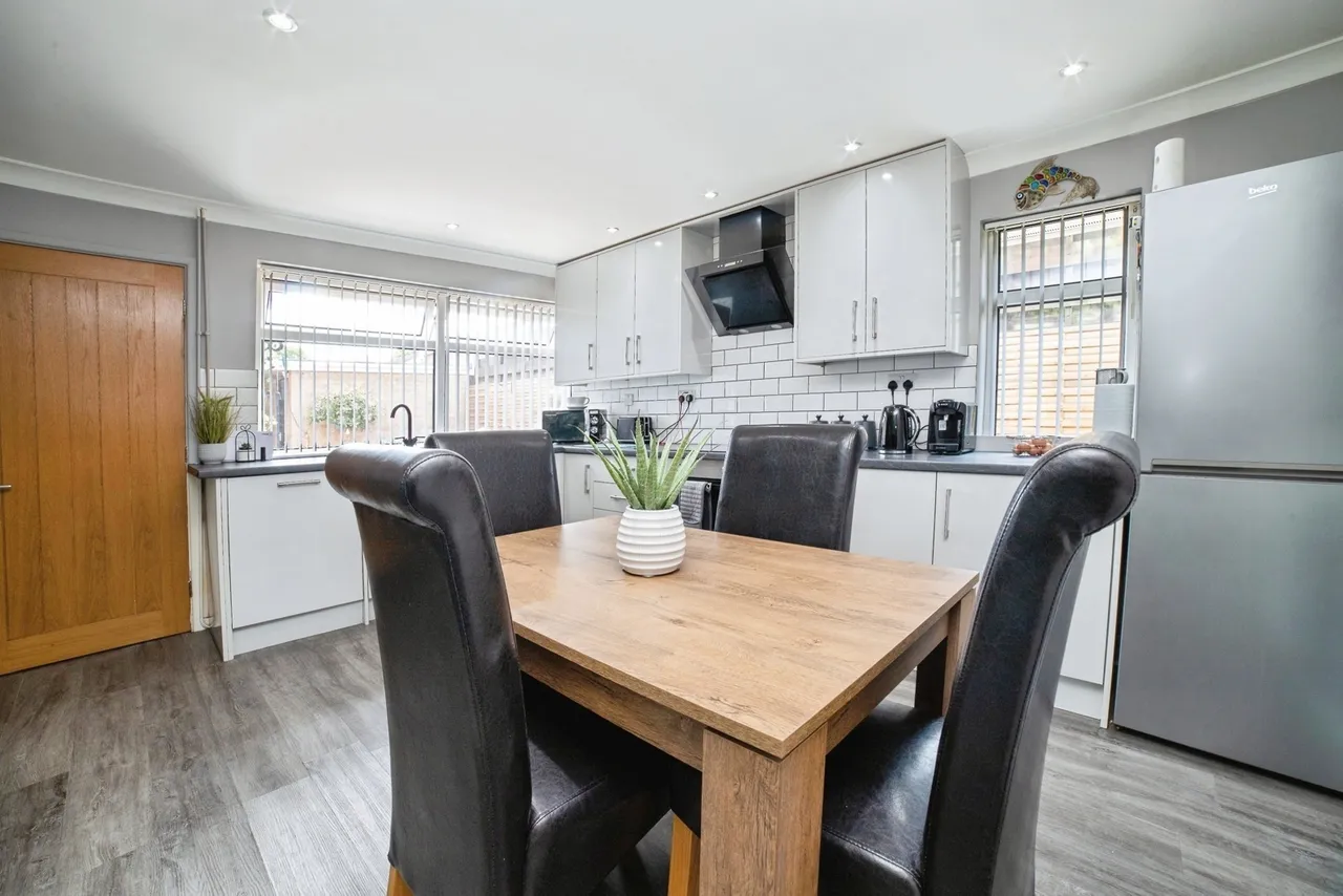 Springwood View Close, Sutton-in-Ashfield, NG17, photo 7