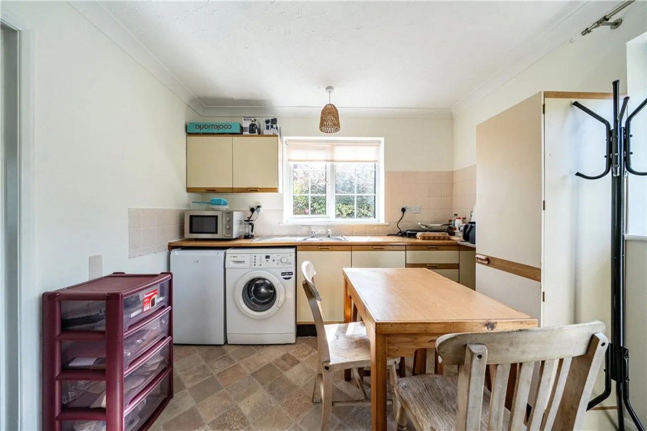 Wills Way, Romsey, SO51, photo 7