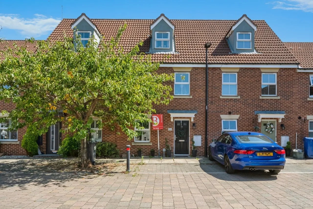 3 bed house for sale — Scotsman Drive, Doncaster, South Yorkshire, DN5