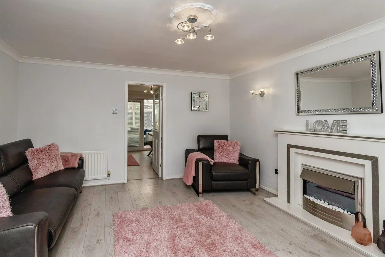 St. Lawrence Drive, Cannock, WS11, photo 4