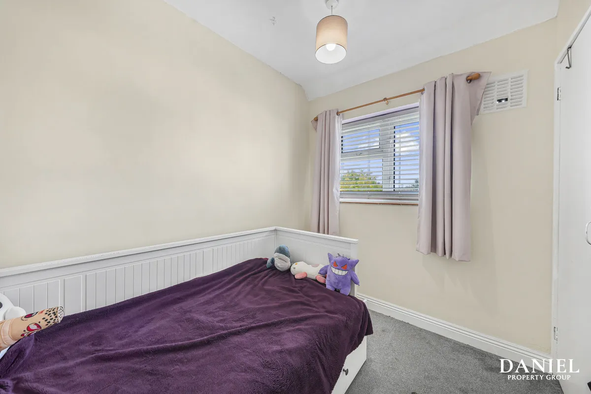 Kathleen Ferrier Crescent, Laindon, SS15, photo 20