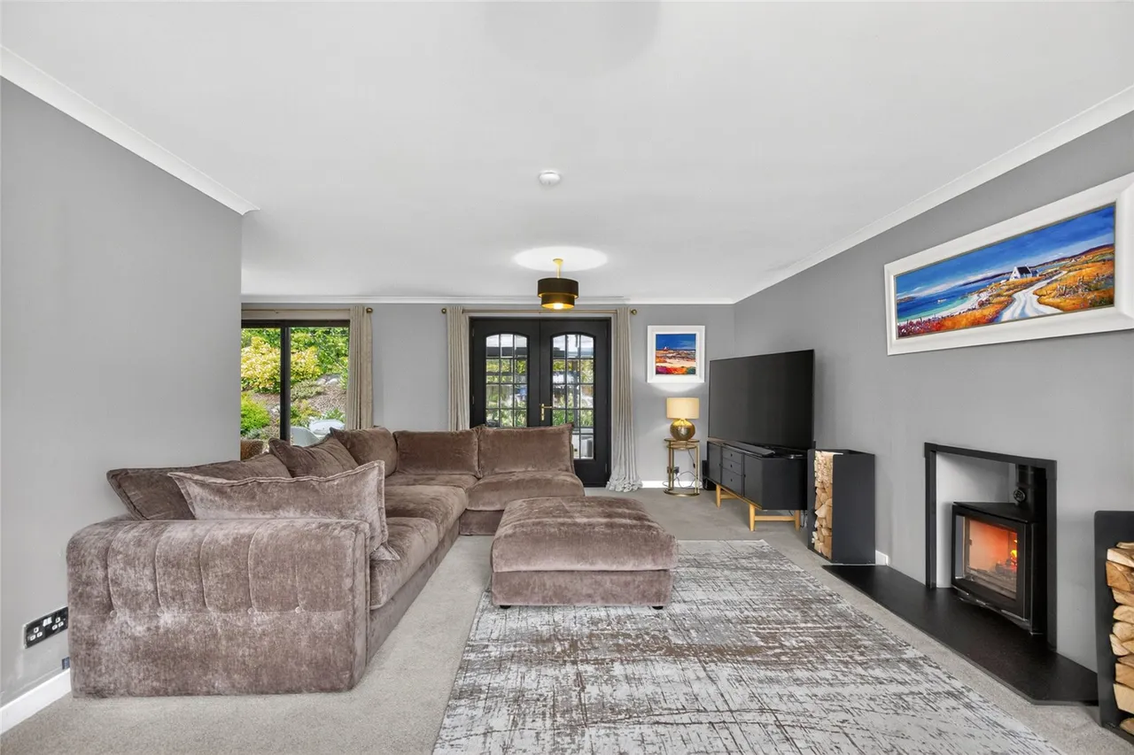 Baillieswells Grove, Bieldside, AB15, photo 2