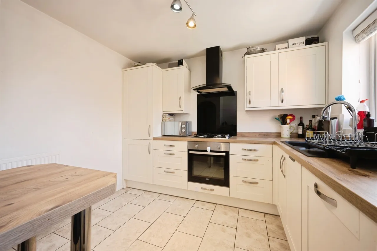 Blackwater Drive, Aylesbury, HP21, photo 10