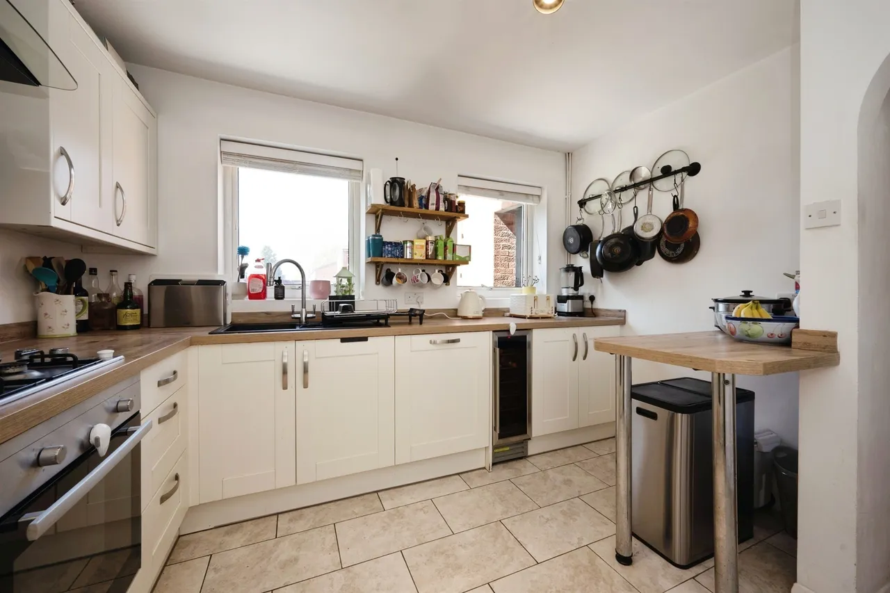 Blackwater Drive, Aylesbury, HP21, photo 9