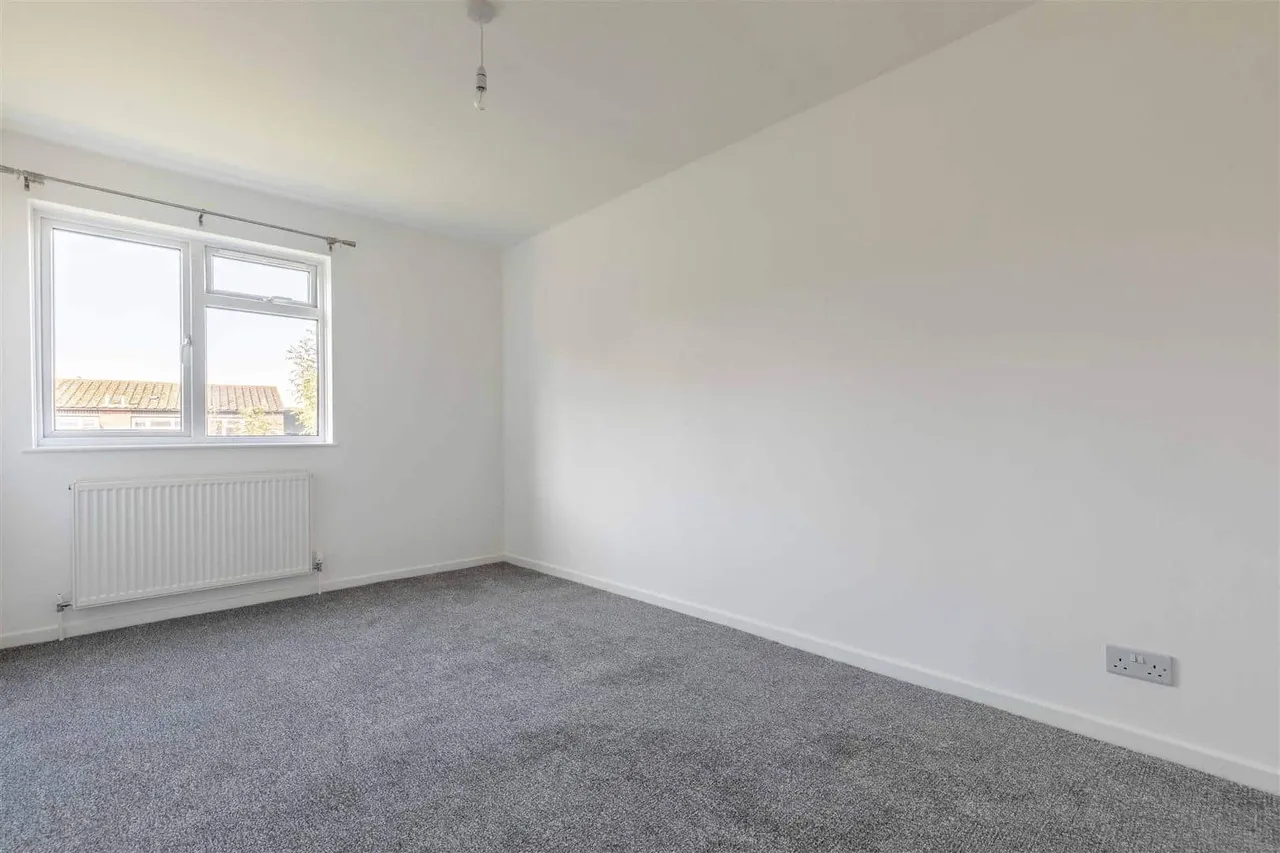 Lovejoy Lane, Windsor, Berkshire, SL4 4ND, photo 5